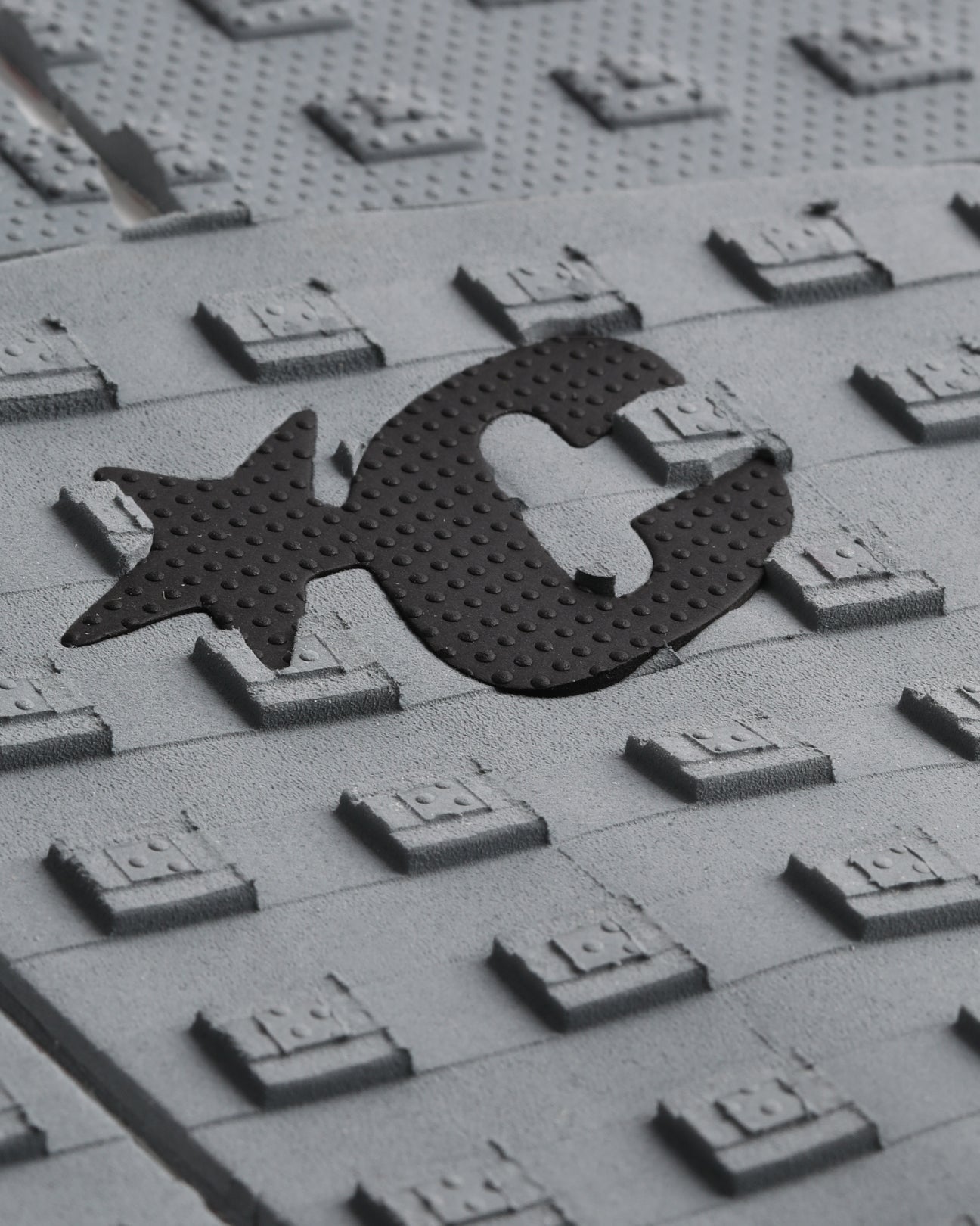 Ethan Ewing Signature Traction Pad | Pin Tail-TITANIUM BLACK