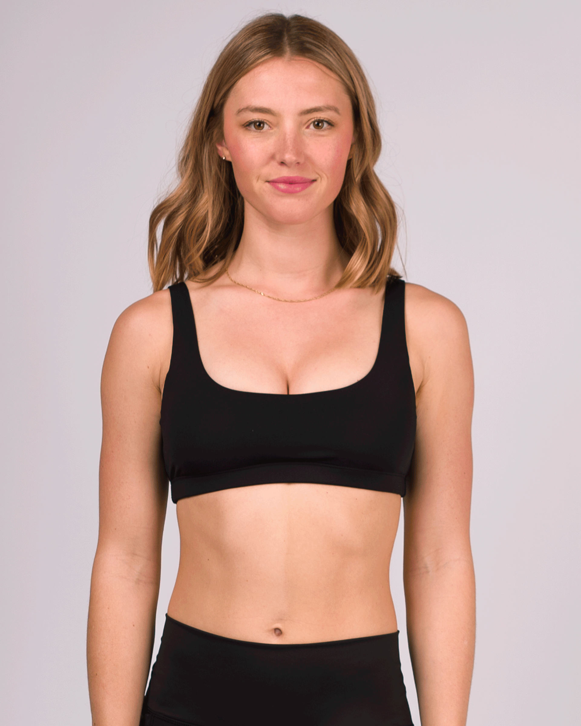 Simple Sports Bra - Black