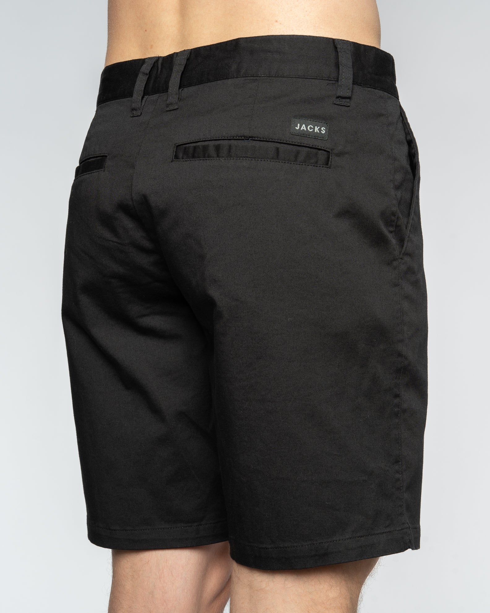 18" Diaz Shorts