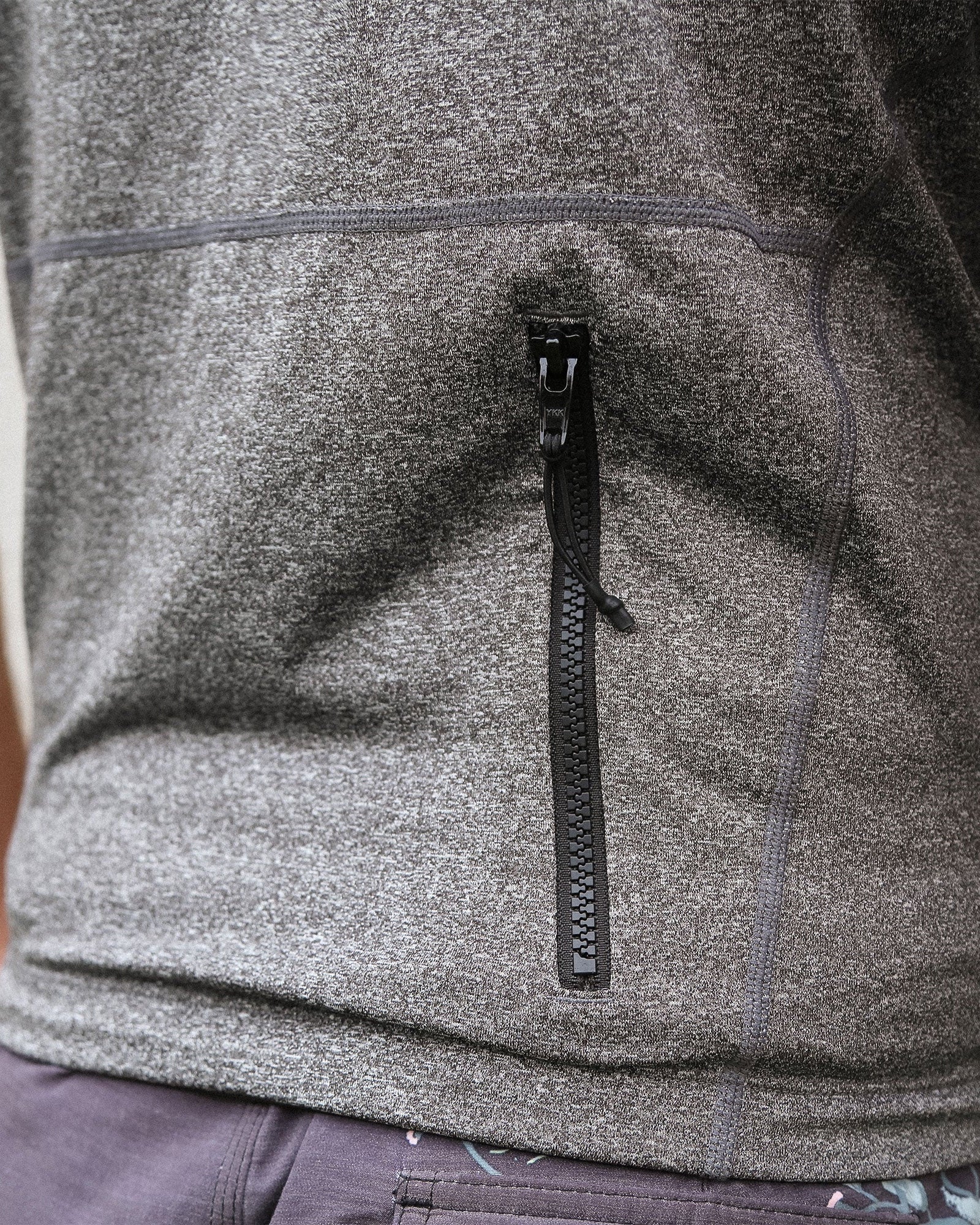 Essential Short Sleeve Rash Vest- Heather Grey