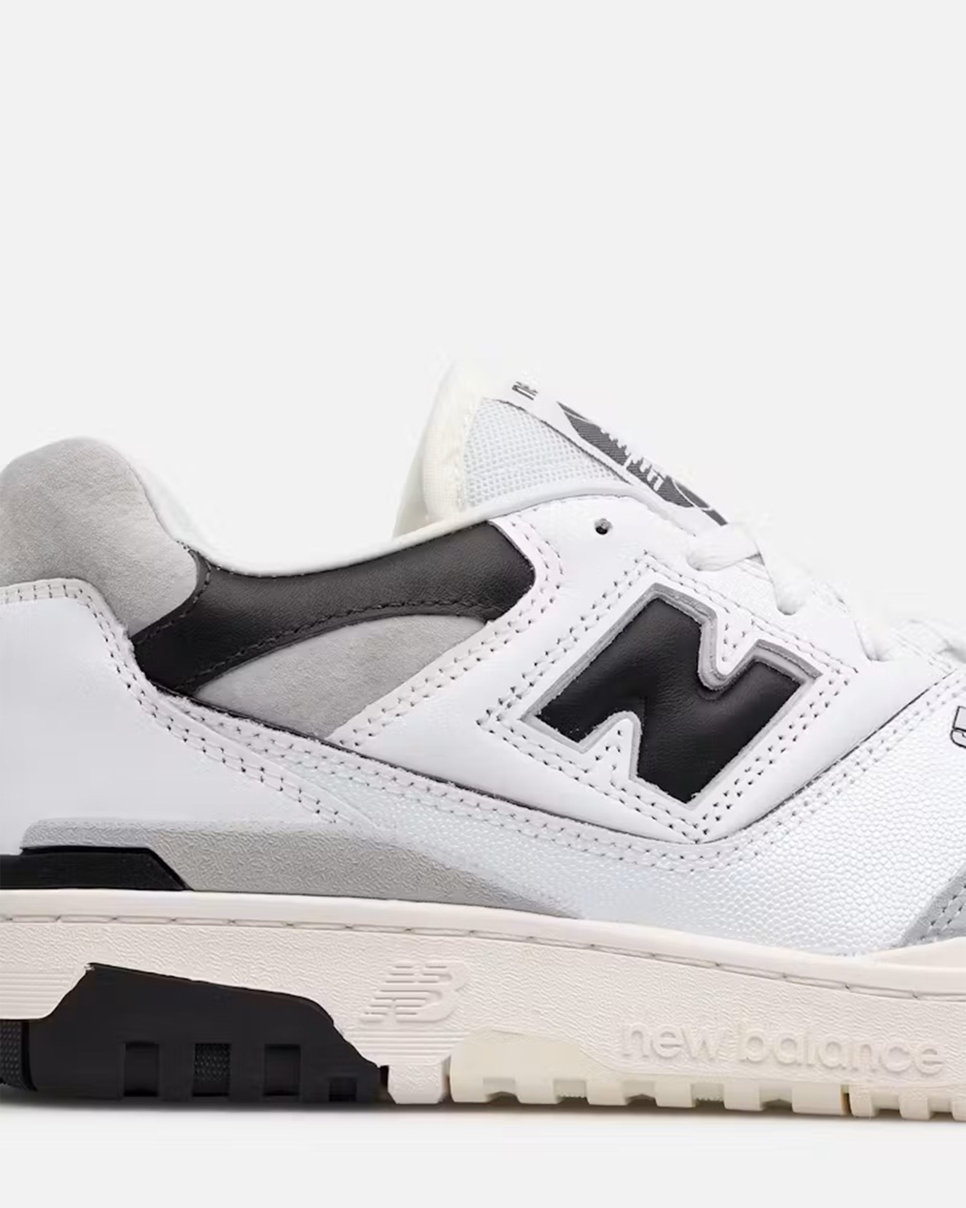 New Balance 550 Shoes - Black/White