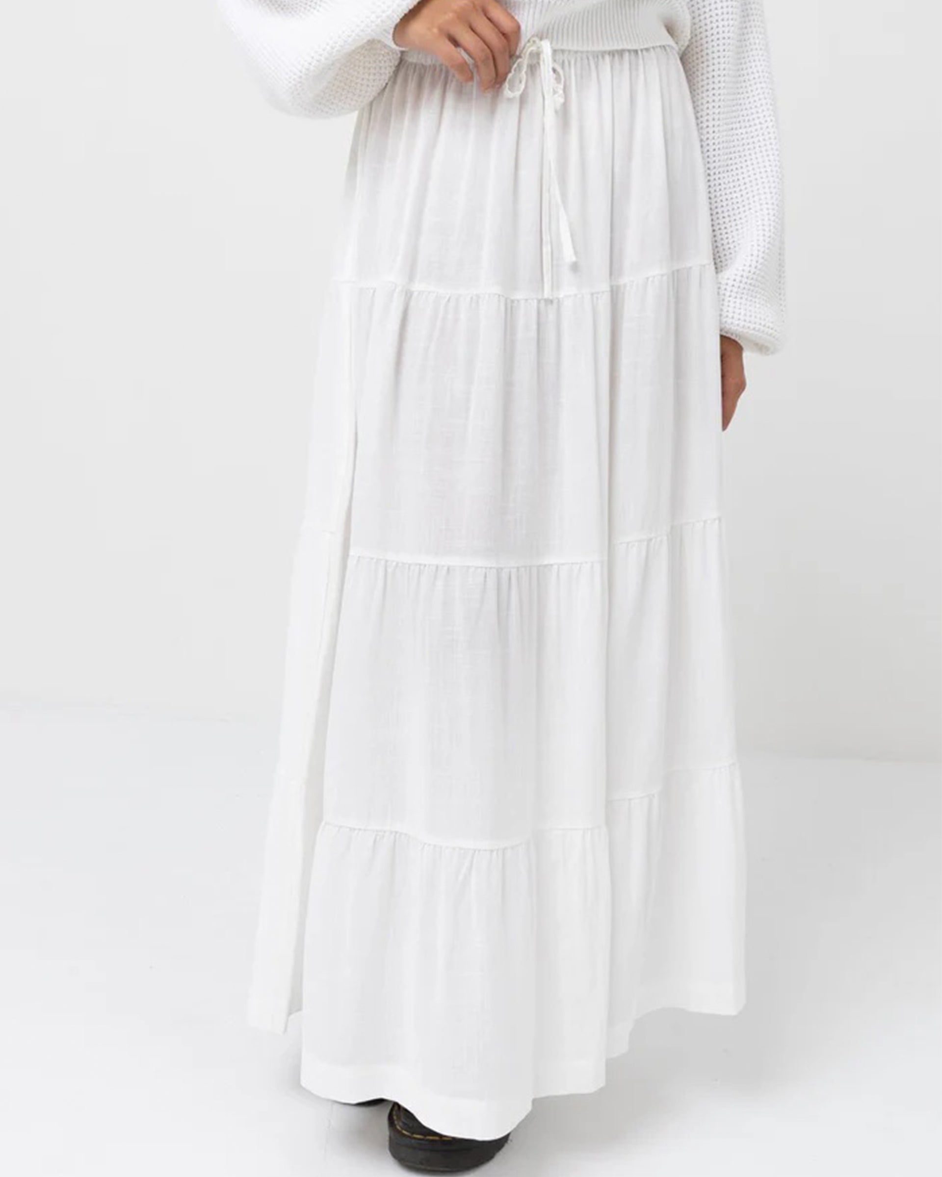 Rhythm Women's Classic Tiered Maxi Skirt - White