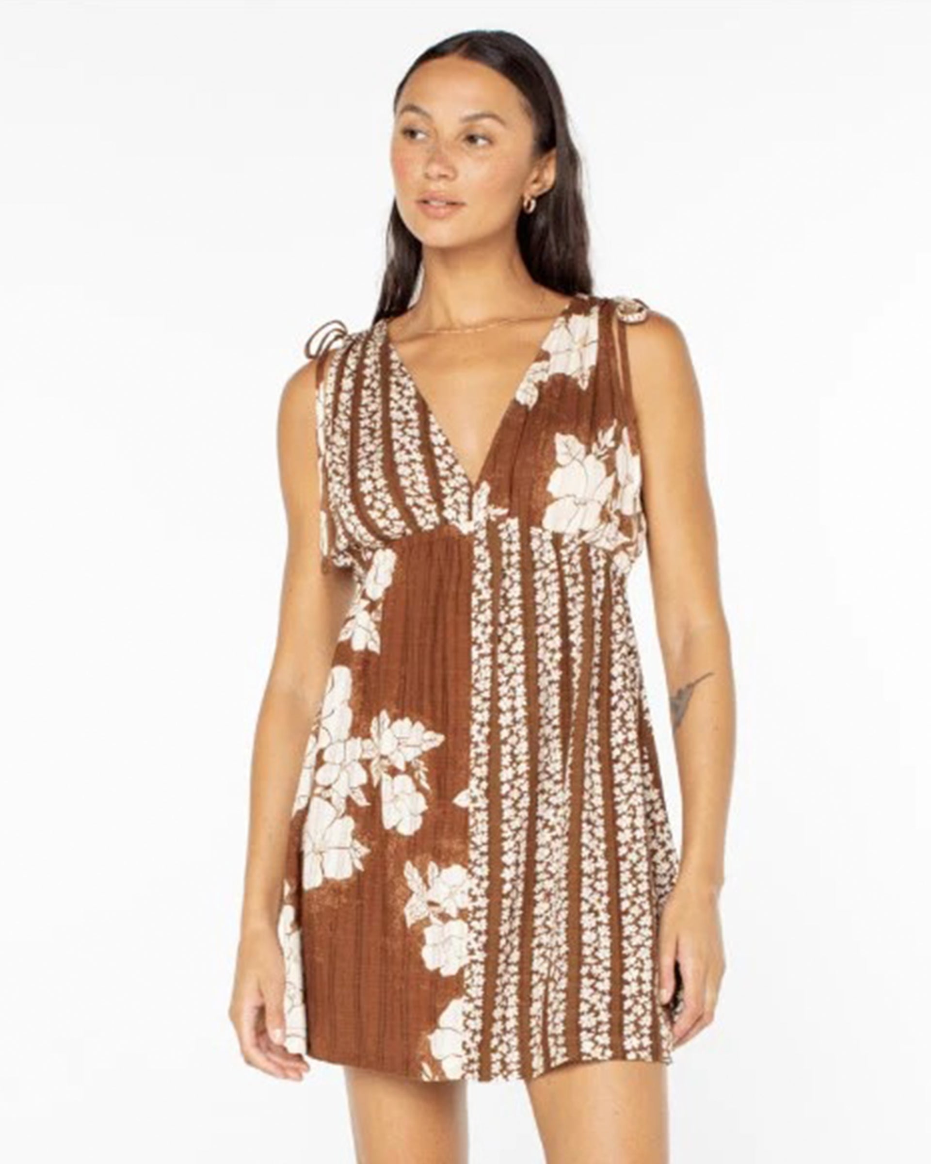 RVCA Women's In The Moment Dress - Tiramisu Hibiscus Hideaway/Daisy Chain Stripe