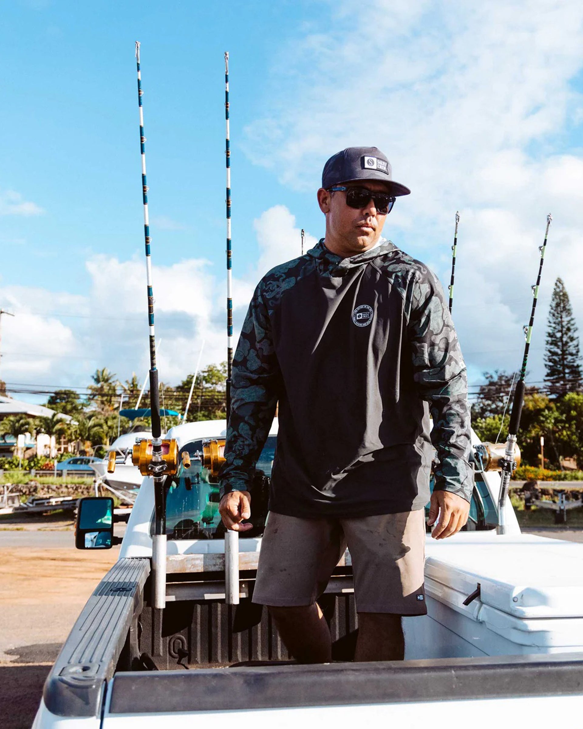 Salty Crew Apex Perforated Sunshirt Hoodie - Black Camo