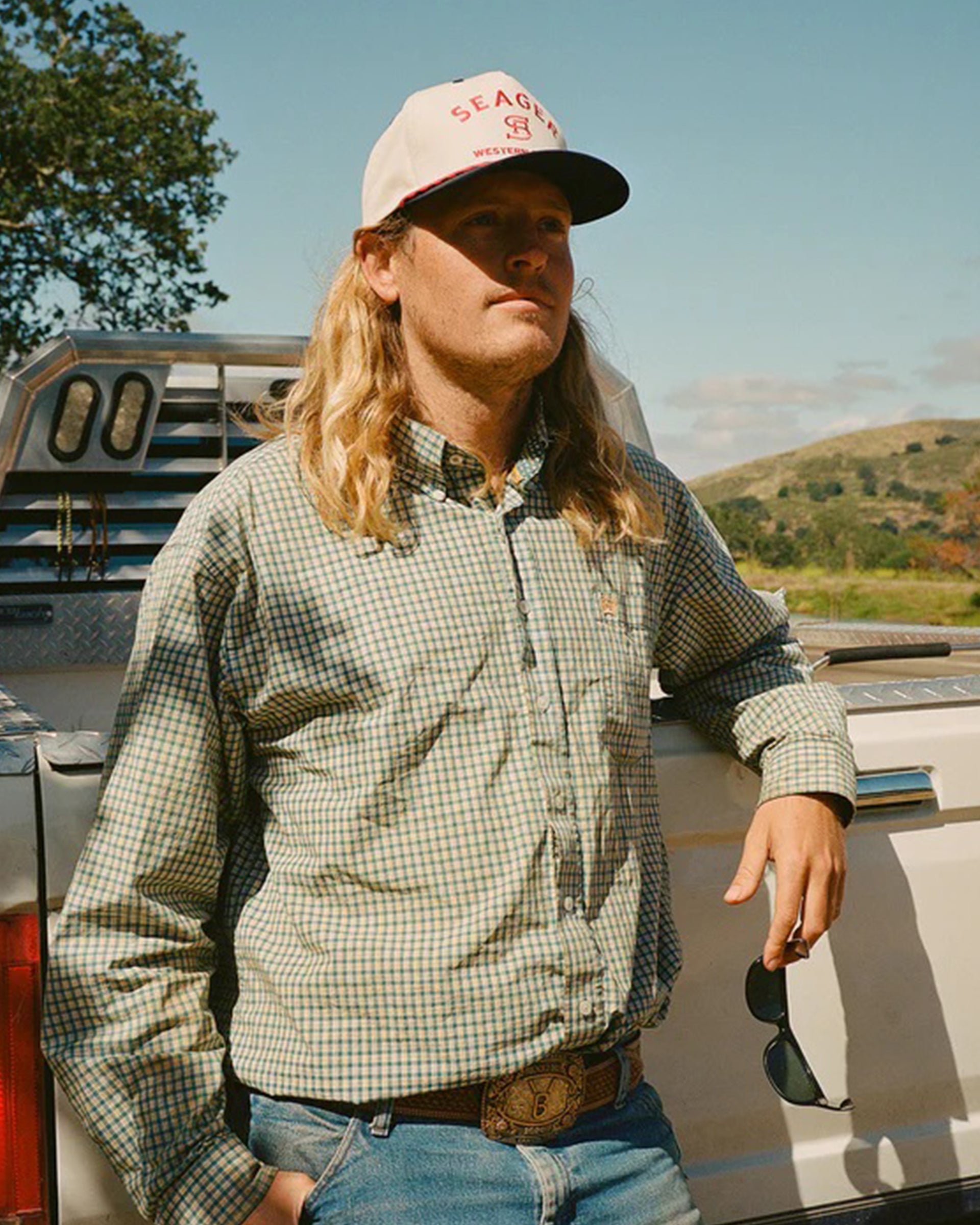 Seager Co. Branded Snapback Hat - Cream/Navy