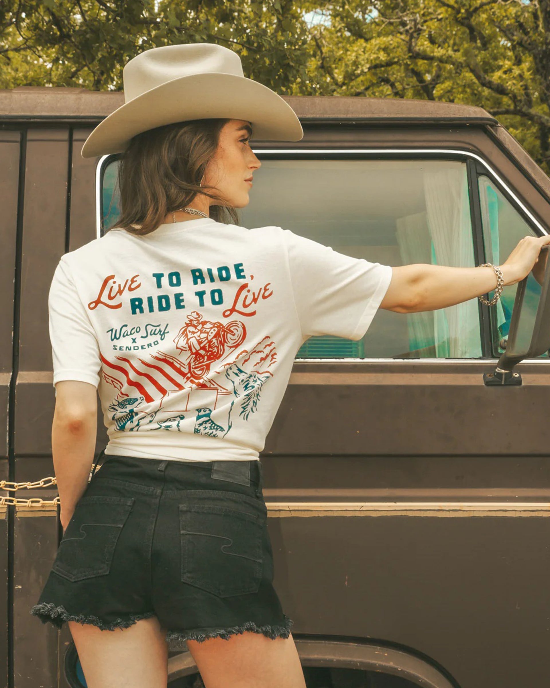 Sendero Provisions Co. x Waco Surf Live To Ride Short Sleeve T-Shirt - Vintage White