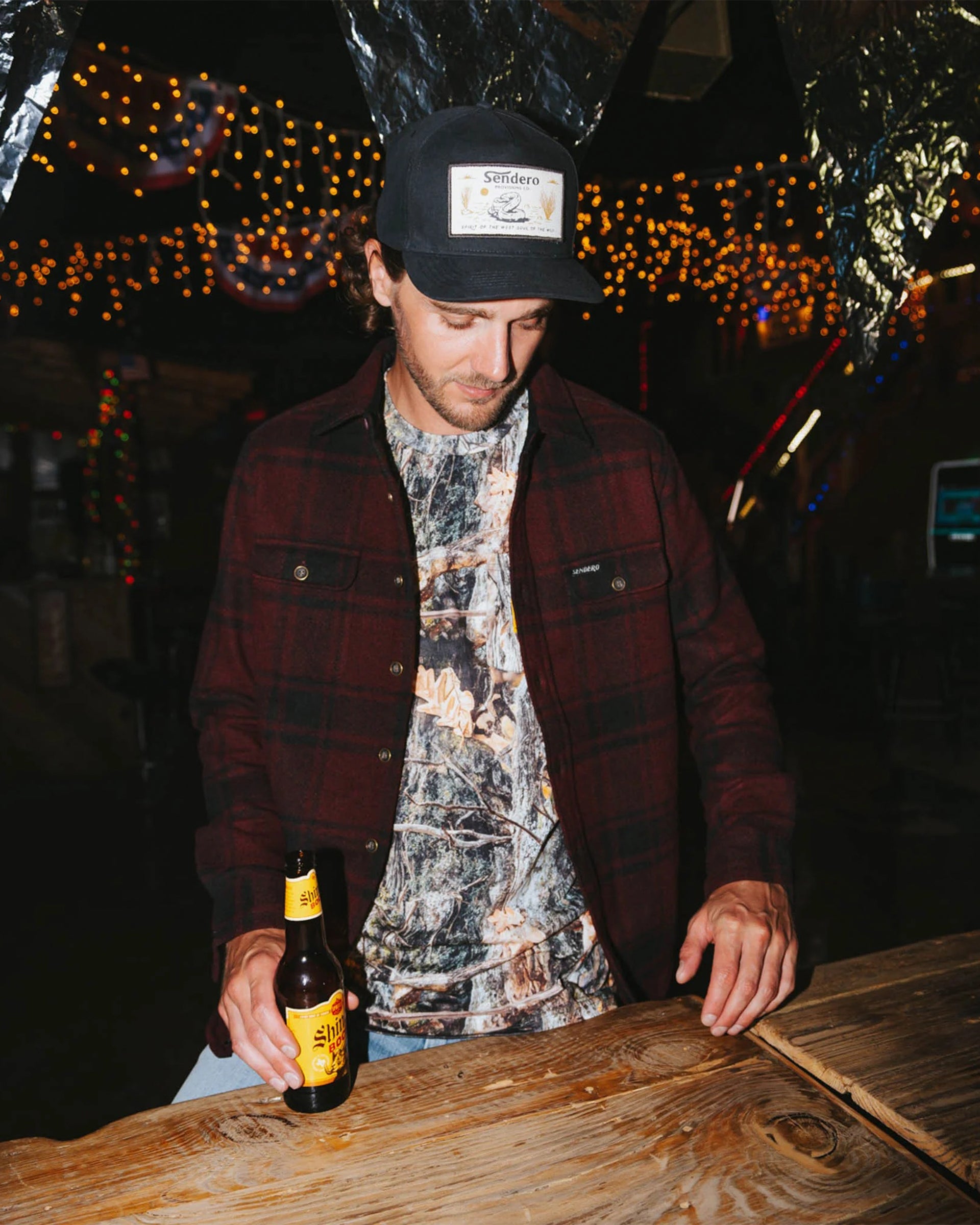 Sendero Provisions Co. Pinedale Flannel - Black/Maroon