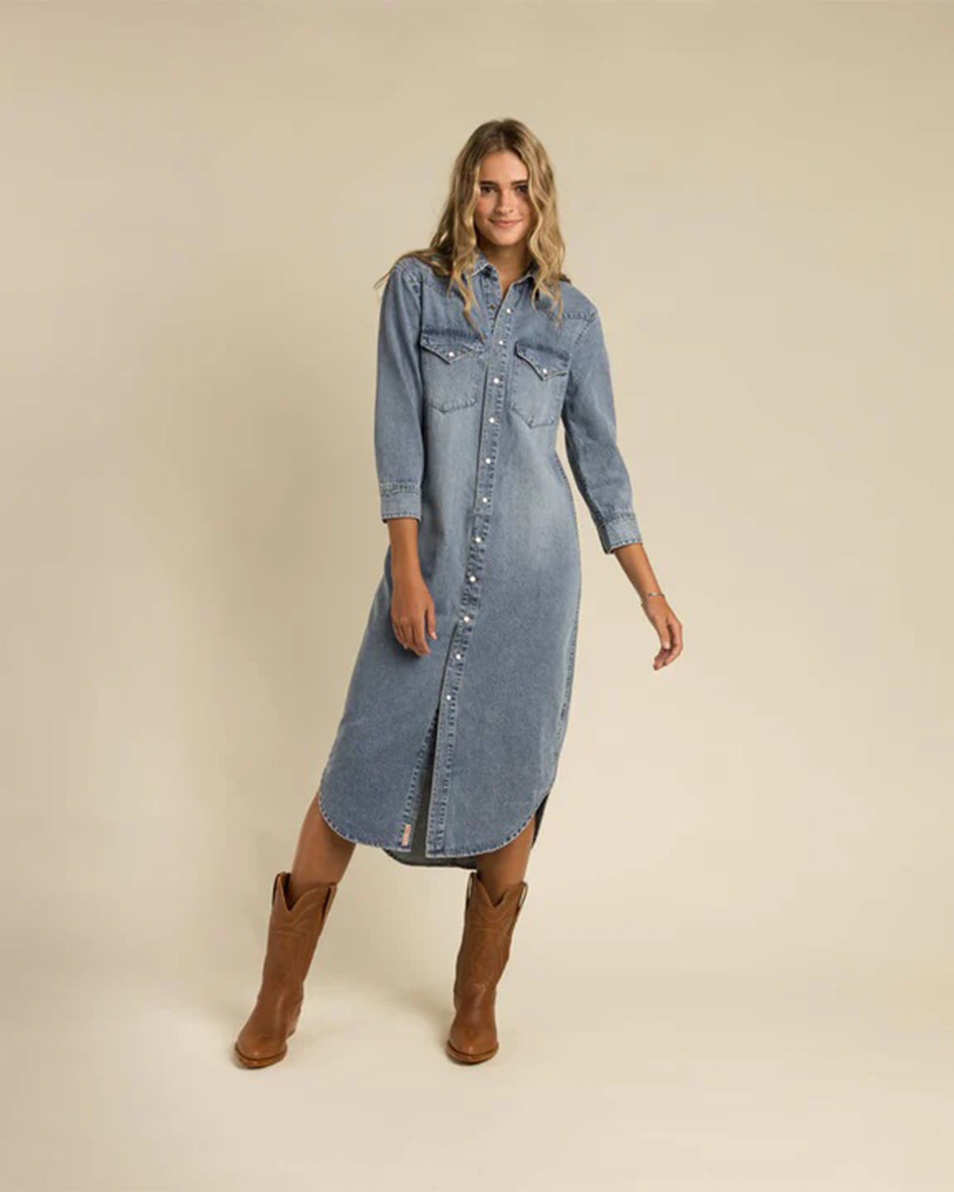 Sendero Provisions Co. The Annie Pearl Snap Shirtdress - Classic Denim