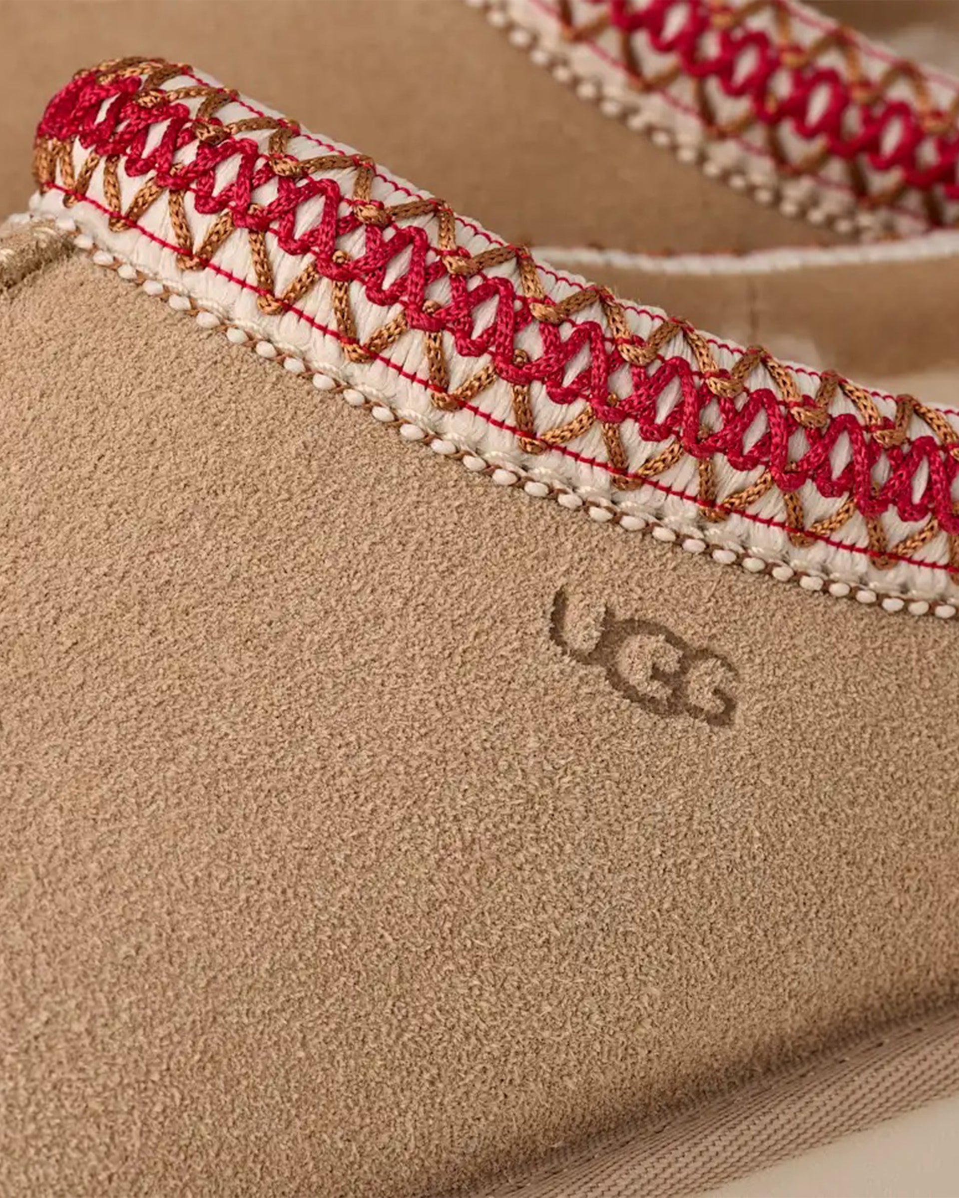 Tasman II Slipper - Sand/Dark Cherry