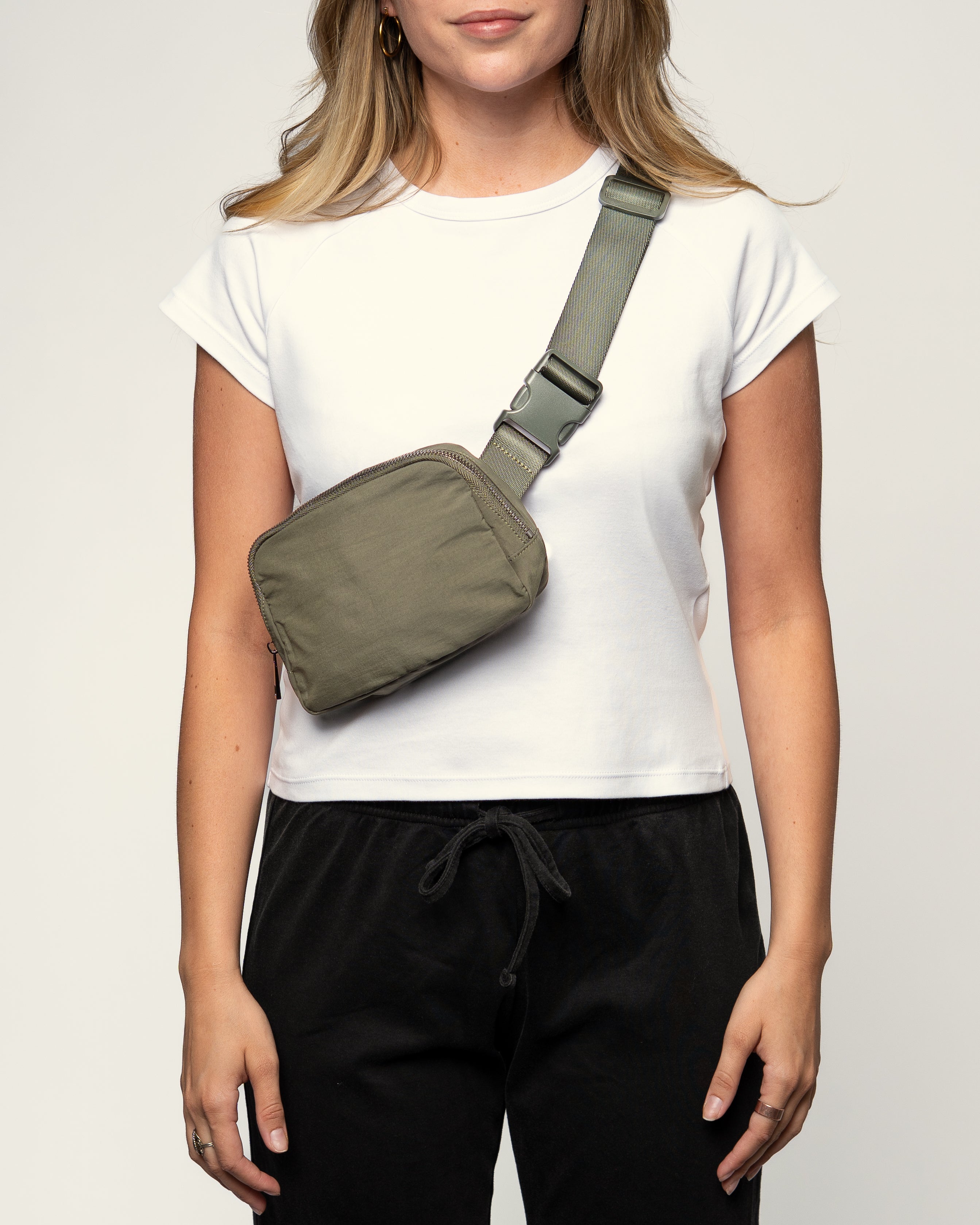 Zamin II Anywhere Belt Bag - Dark Green
