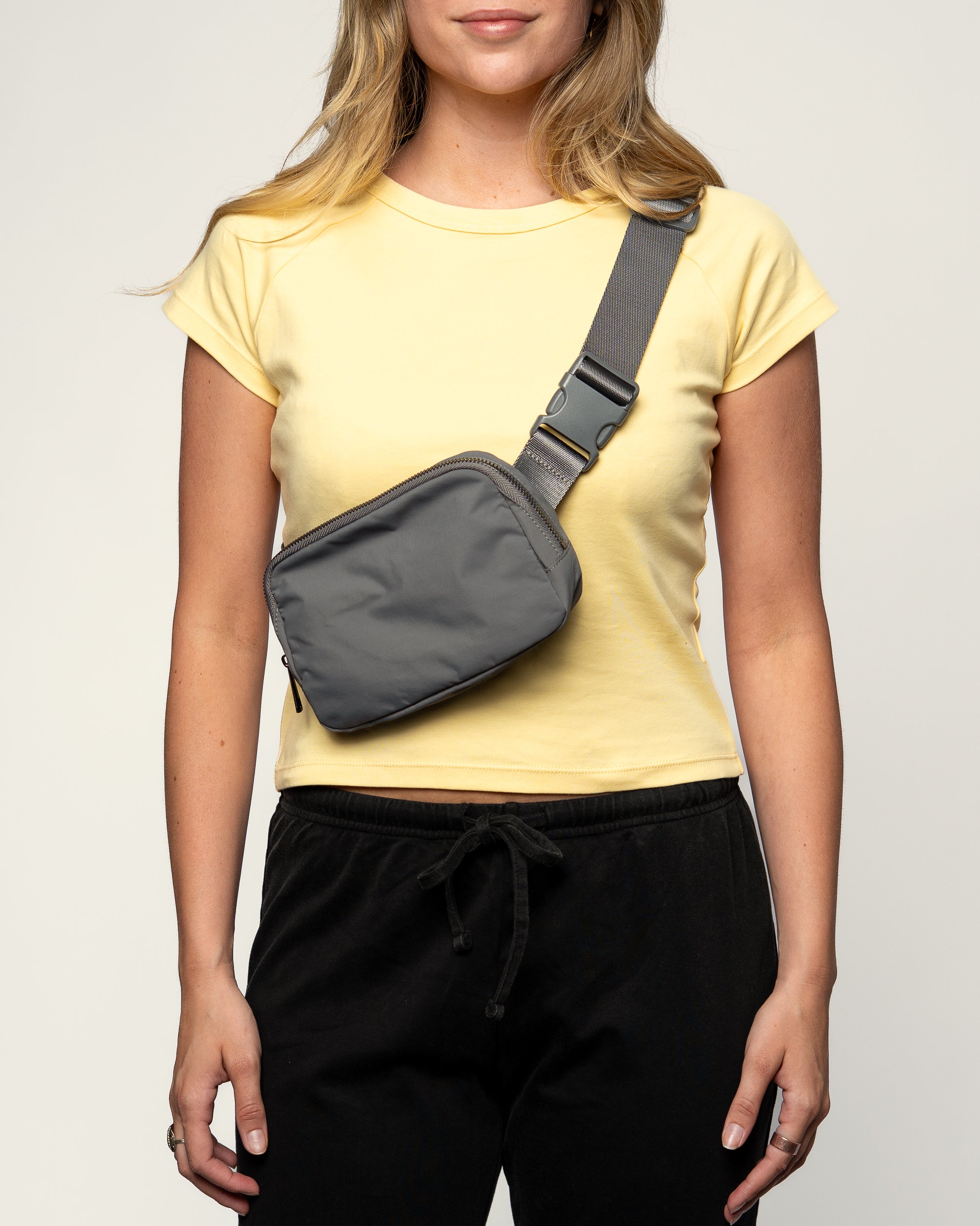 Zamin II Anywhere Belt Bag - Charcoal Grey