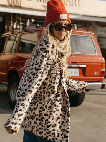 Billabong Women`s Fairbanks Button-Up Teddy Bear Jacket